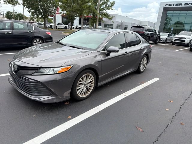 Used 2018 Toyota Camry XLE