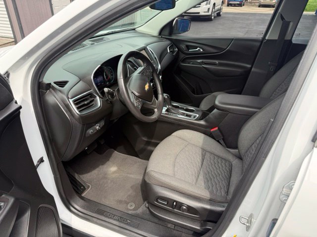 Used 2019 Chevrolet Equinox LT w/ Driver Convenience Package AWD/4WD image 7