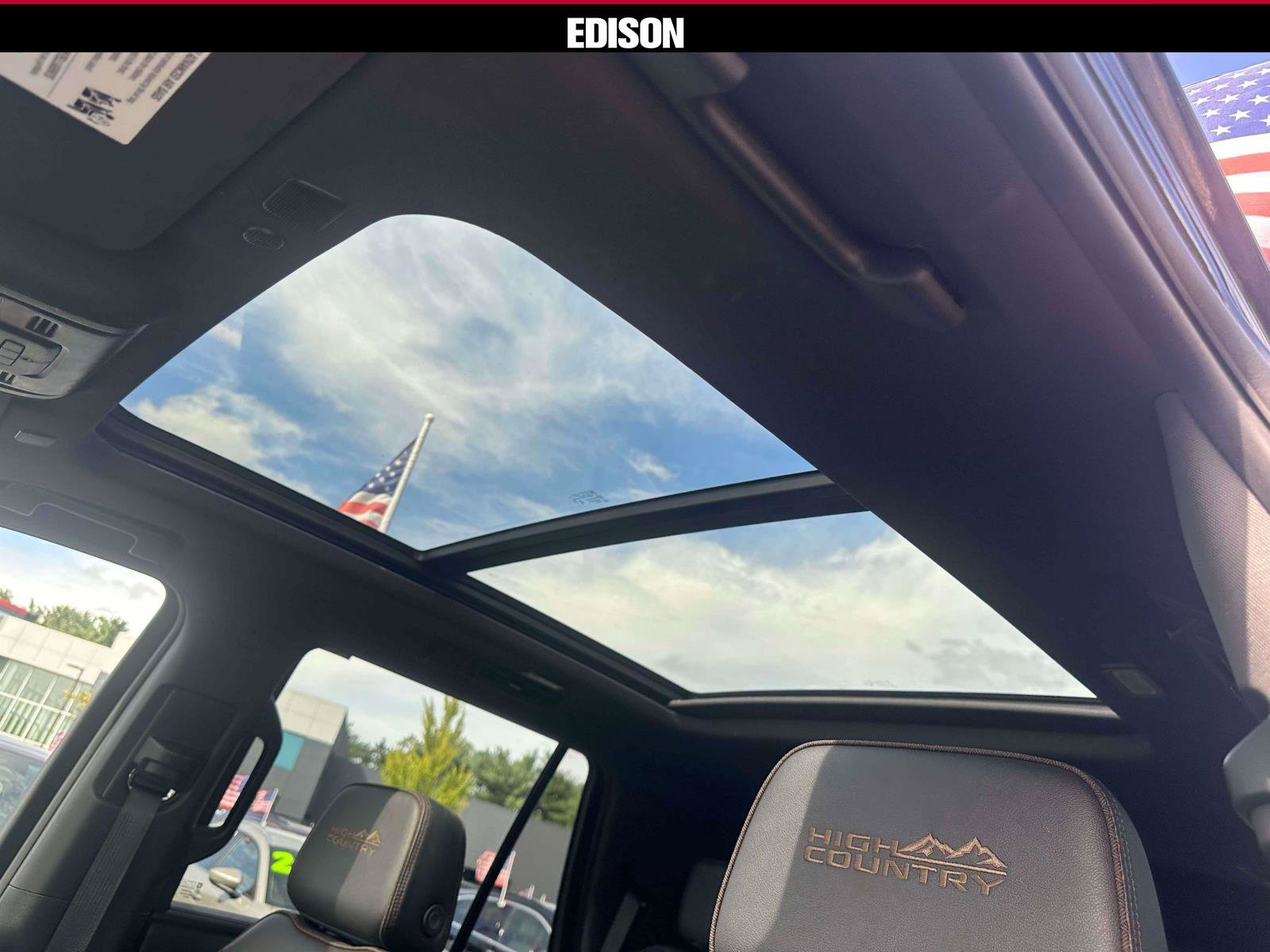 Used 2023 Chevrolet Tahoe High Country AWD/4WD image 18