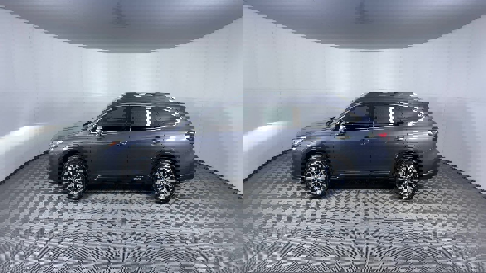 Used 2023 Subaru Outback Touring XT image 5