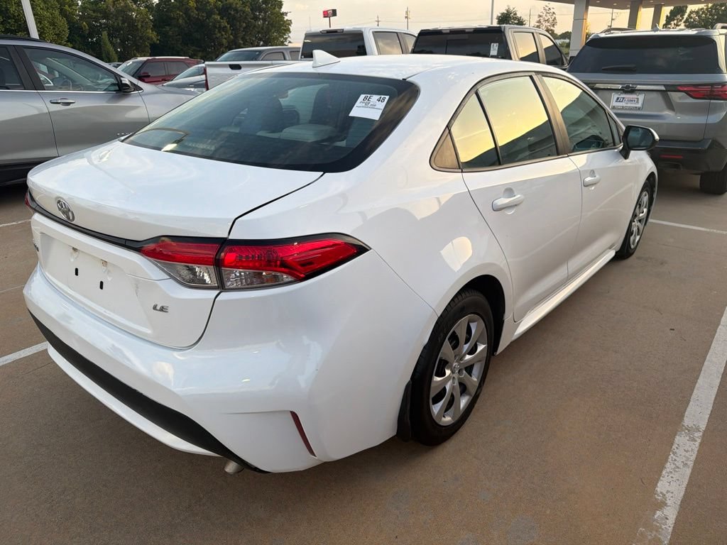 Used 2020 Toyota Corolla LE FWD video 3