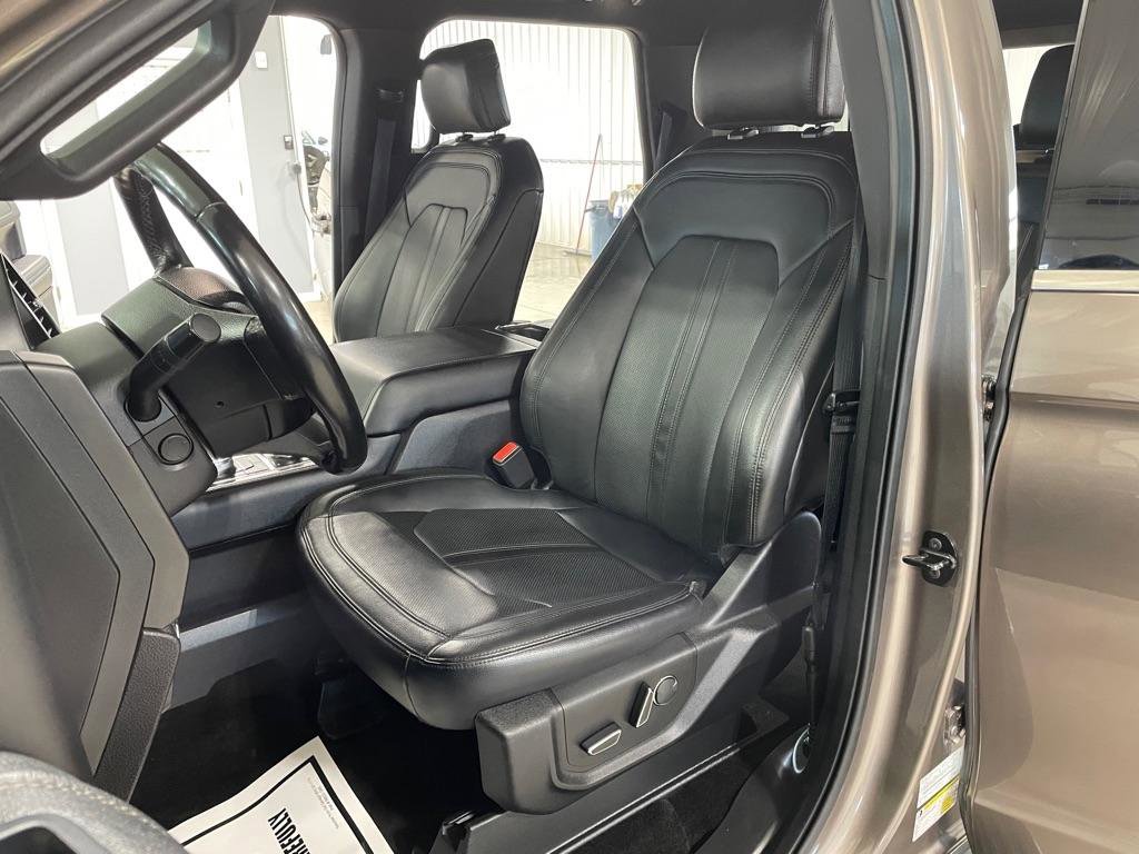 Used 2018 Ford Expedition Limited AWD/4WD image 10