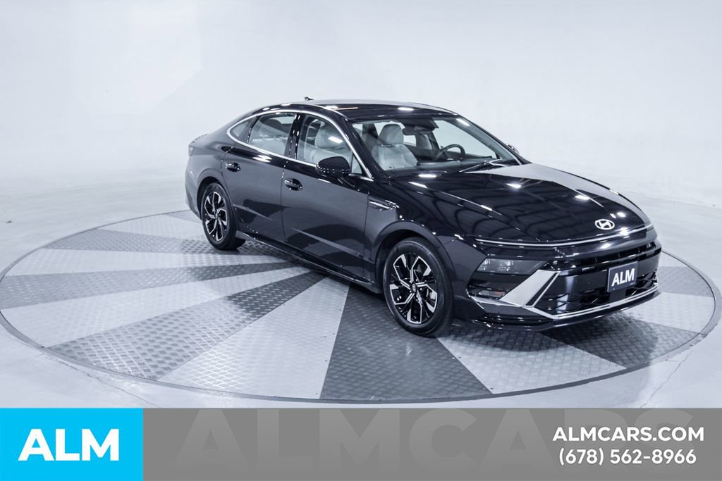 Used 2025 Hyundai Sonata SEL FWD image 14
