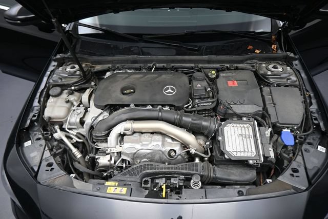 Used 2025 Mercedes-Benz CLA 250 image 12