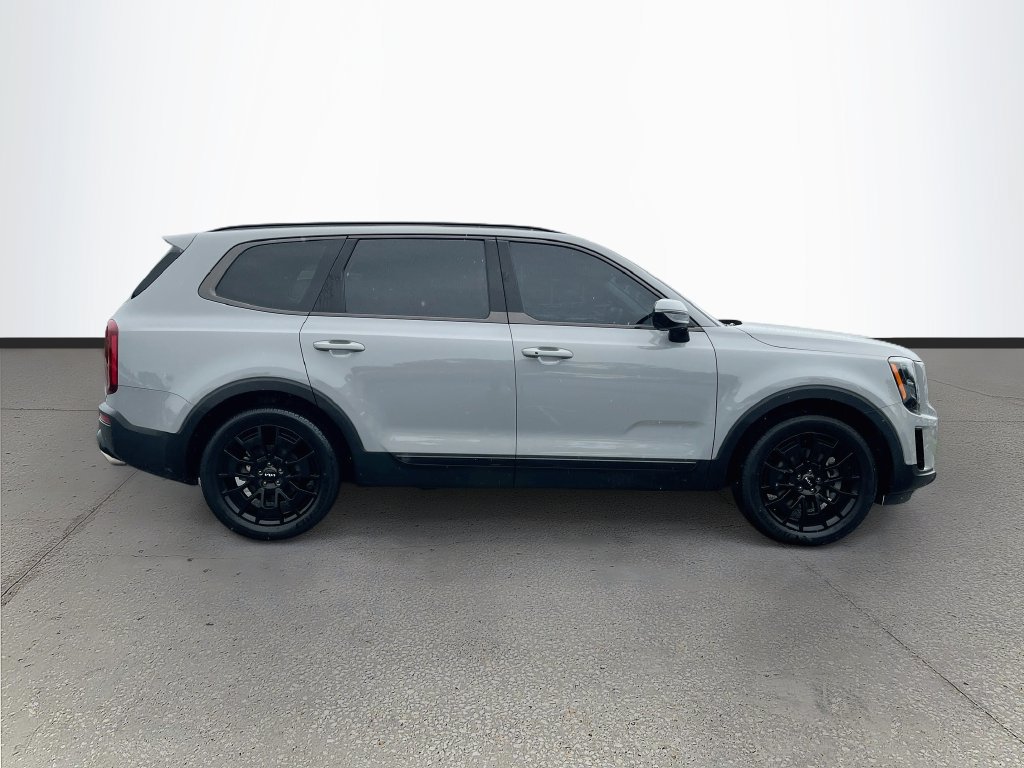 Used 2022 Kia Telluride SX w/ SX Prestige Package AWD/4WD image 8