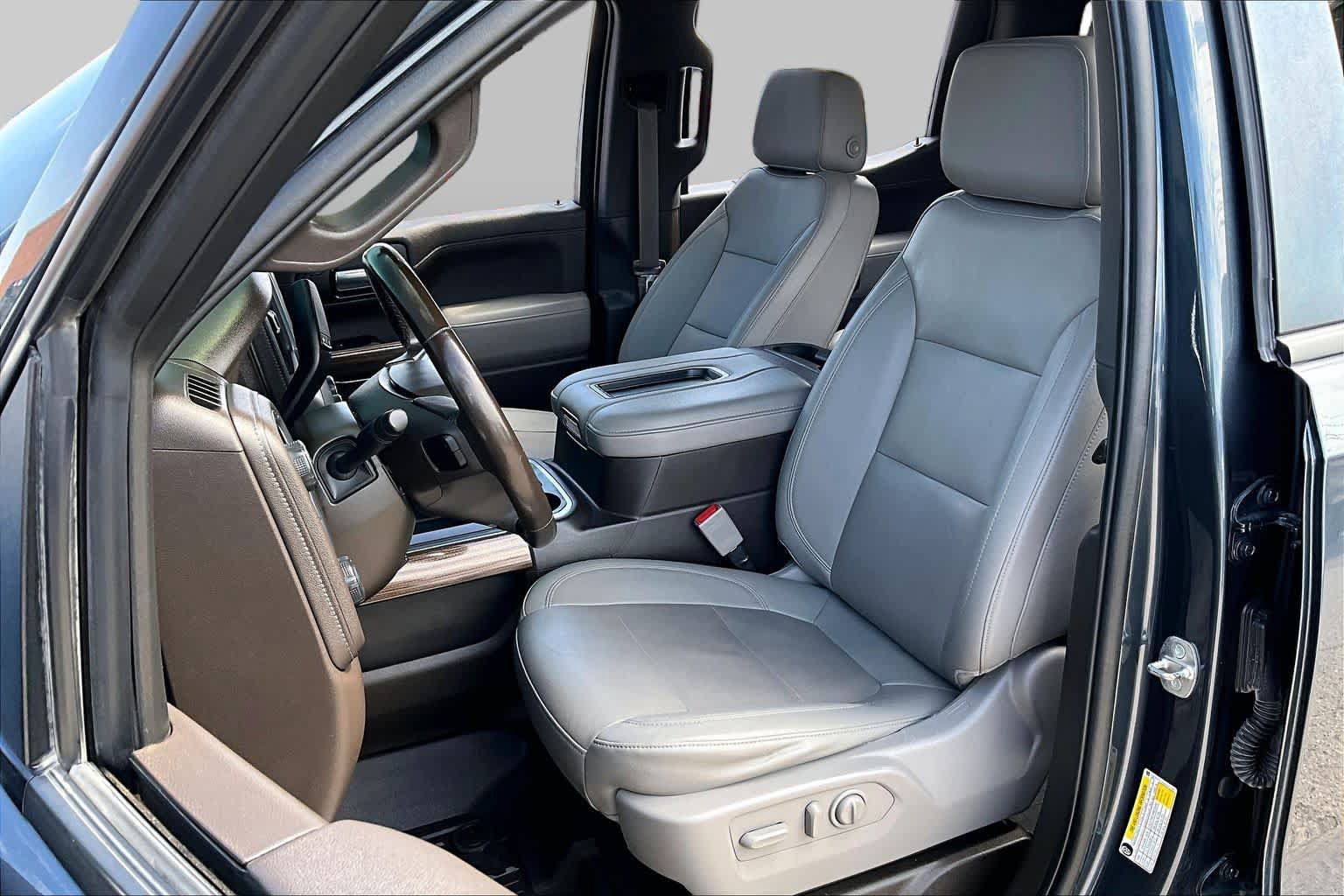 Used 2021 Chevrolet Silverado 1500 LT Trail Boss w/ Convenience Package II AWD/4WD image 8