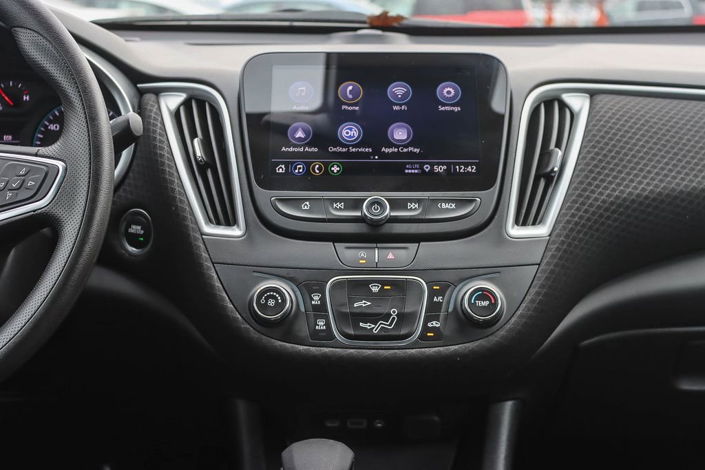 Used 2025 Chevrolet Malibu LS image 12