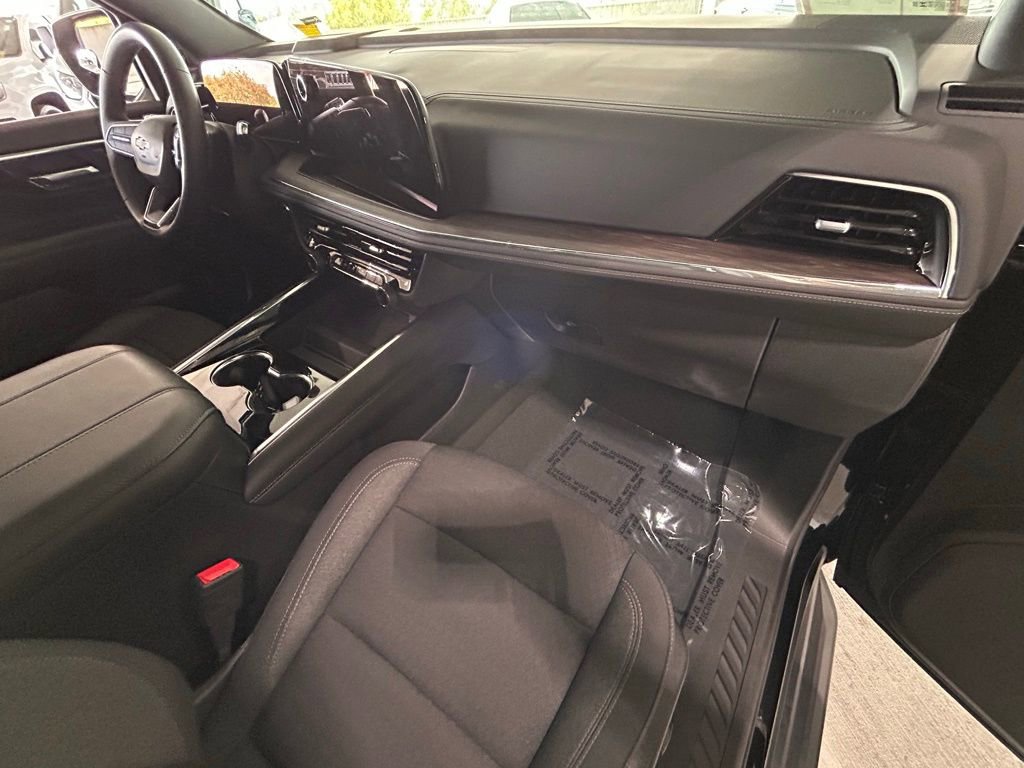 Used 2025 Chevrolet Tahoe LS image 47