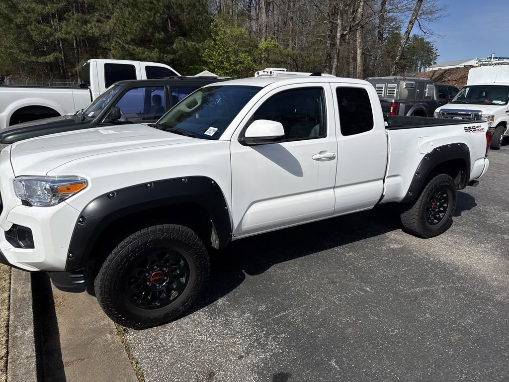 Used 2022 Toyota Tacoma SR image 6