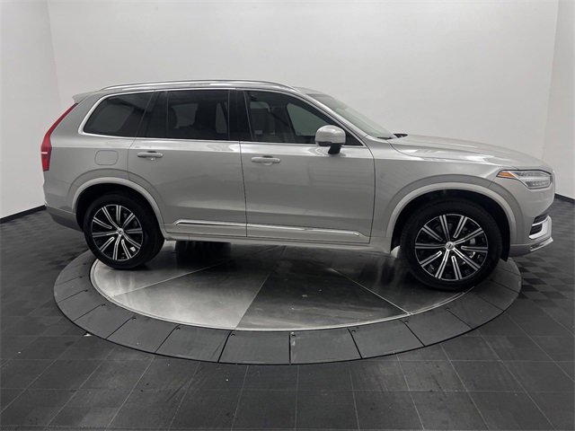 New 2025 Volvo XC90 B5 Core w/ Protection Package Premier image 10