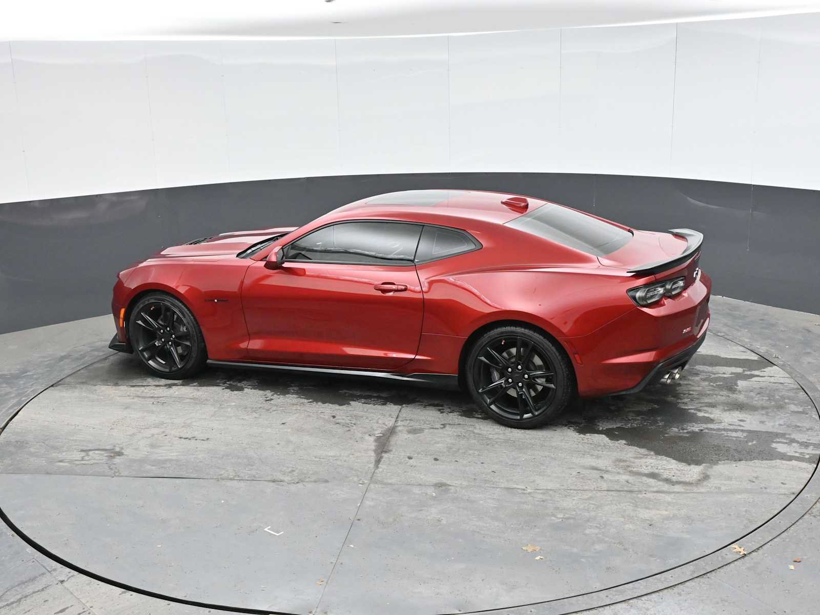 Used 2022 Chevrolet Camaro SS RWD image 13