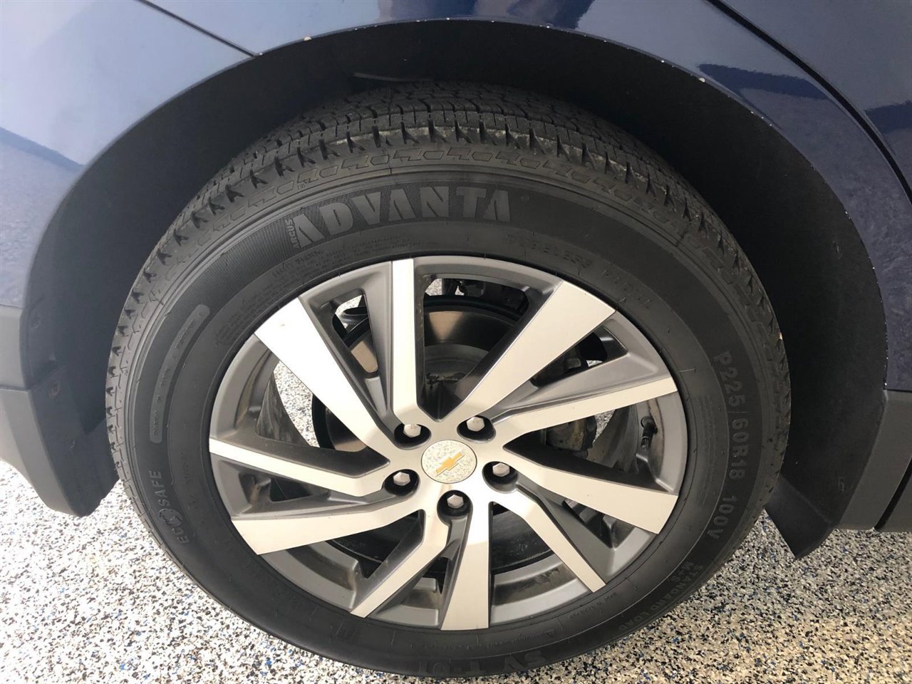 Used 2023 Chevrolet Equinox Premier image 15