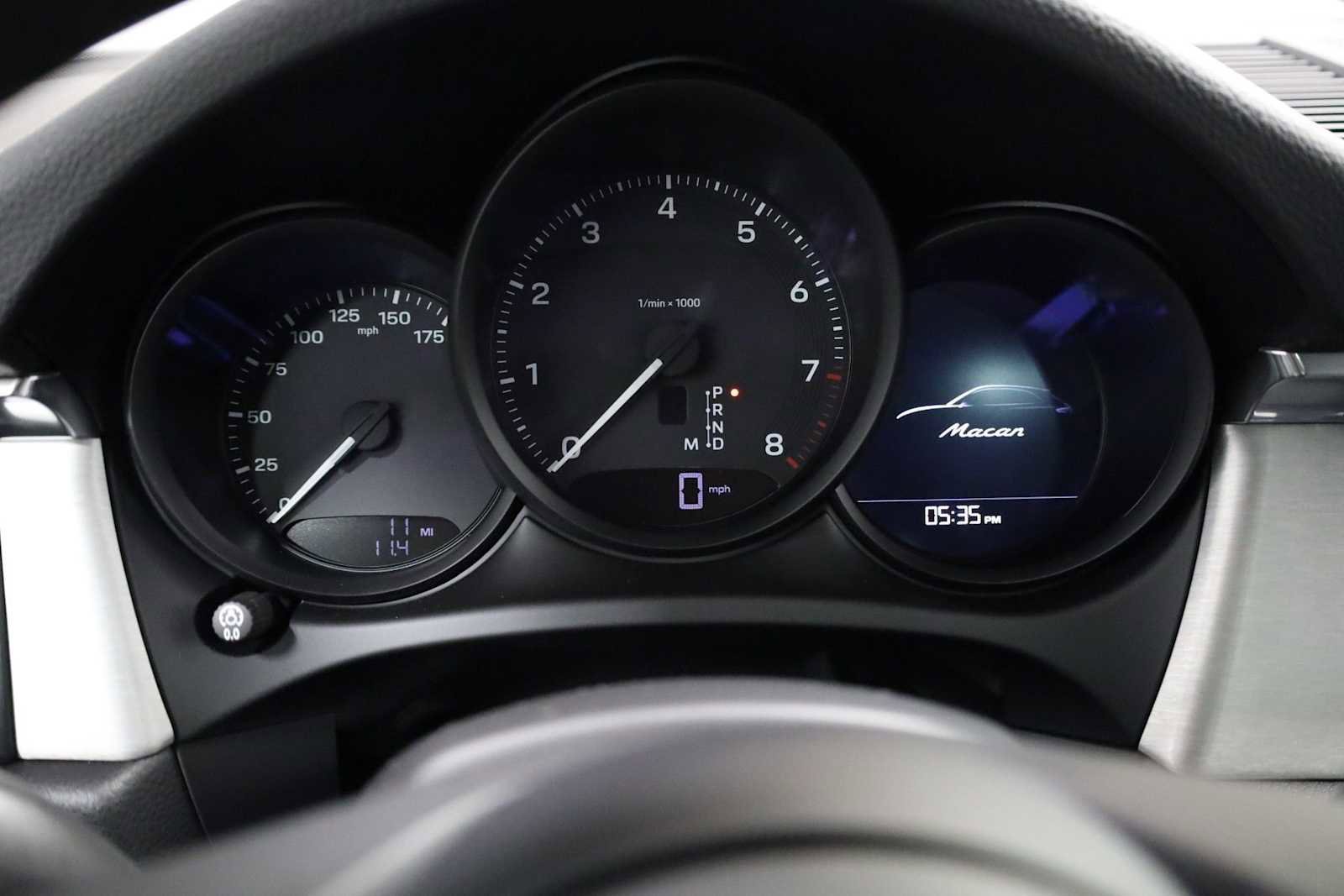 New 2026 Porsche Macan image 24