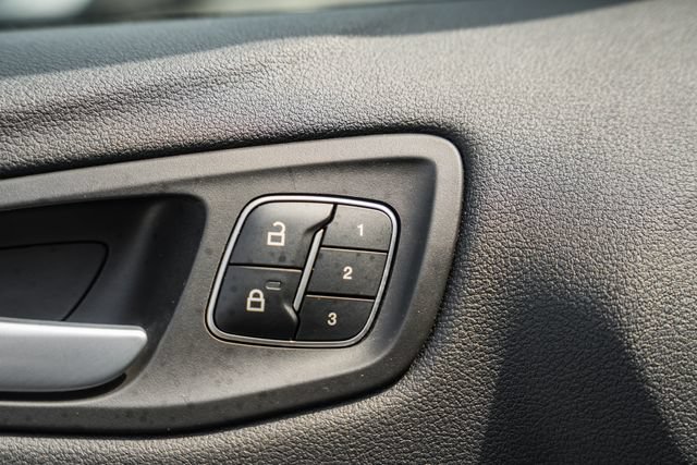 Used 2017 Ford Escape Titanium FWD image 39