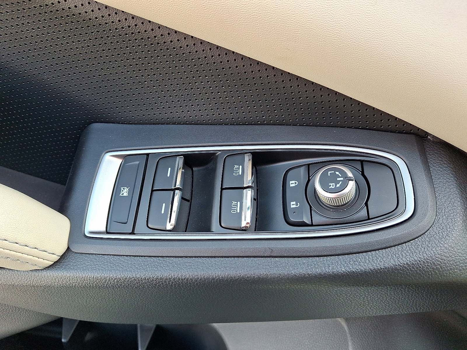 Certified 2024 Subaru Ascent Limited w/ Popular Package #2 image 20