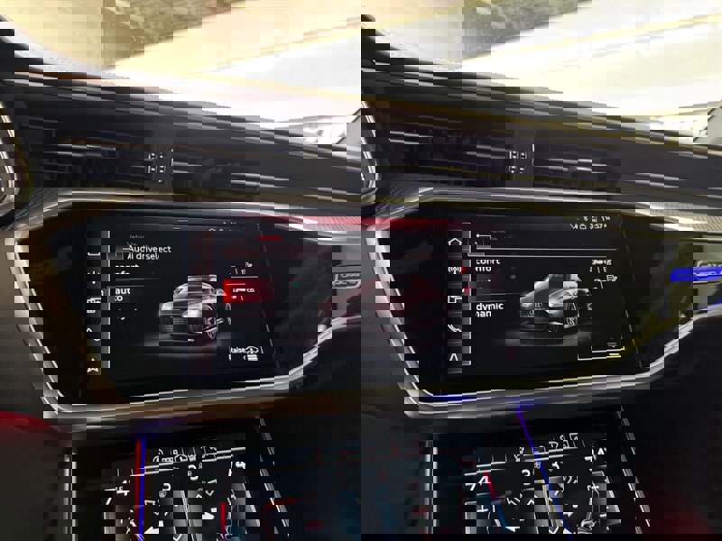 Used 2021 Audi RS 6 image 38