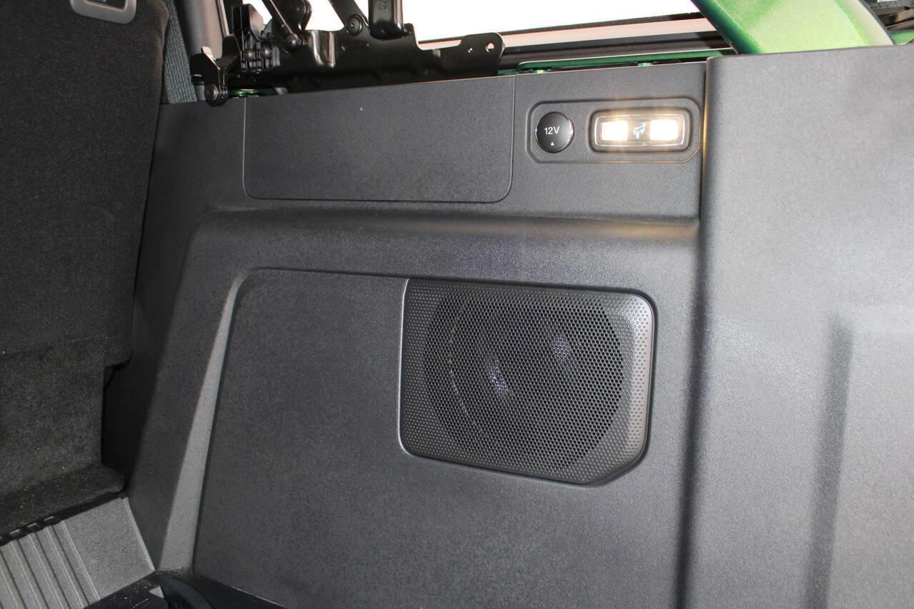 Used 2024 Ford Bronco Black Diamond image 37