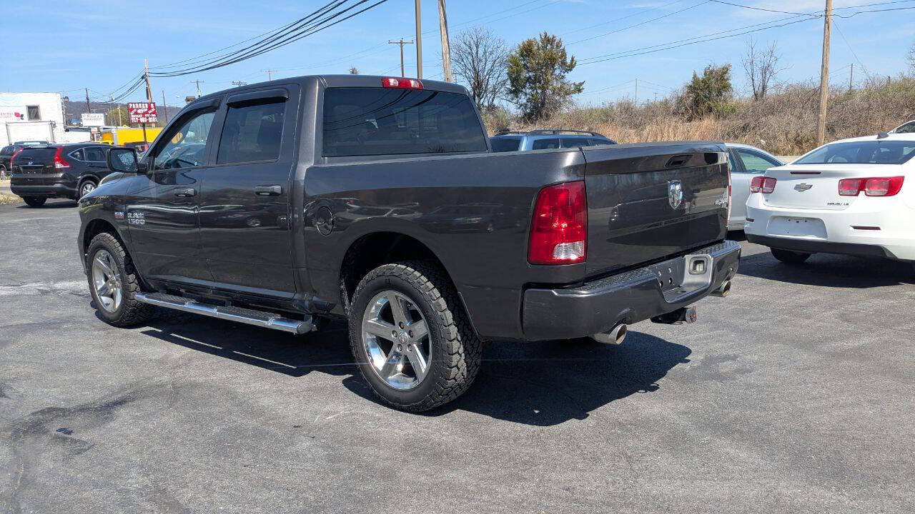 Used 2017 RAM 1500 Express AWD/4WD image 13