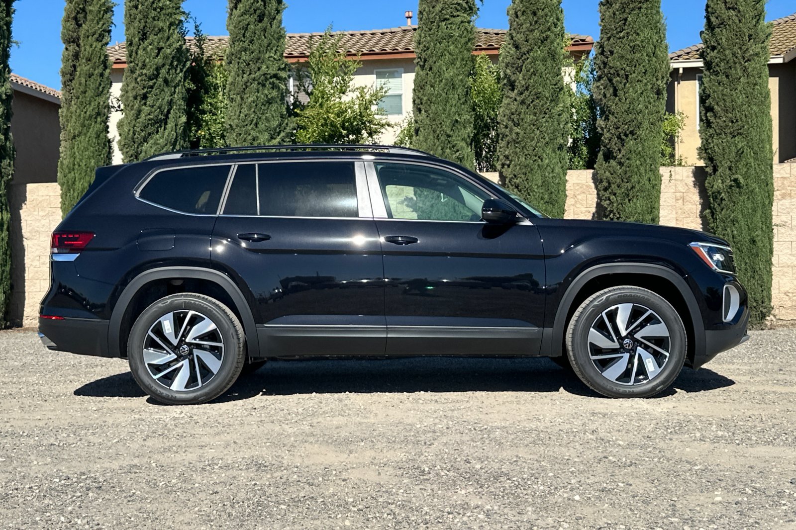 New 2026 Volkswagen Atlas SE AWD/4WD image 3