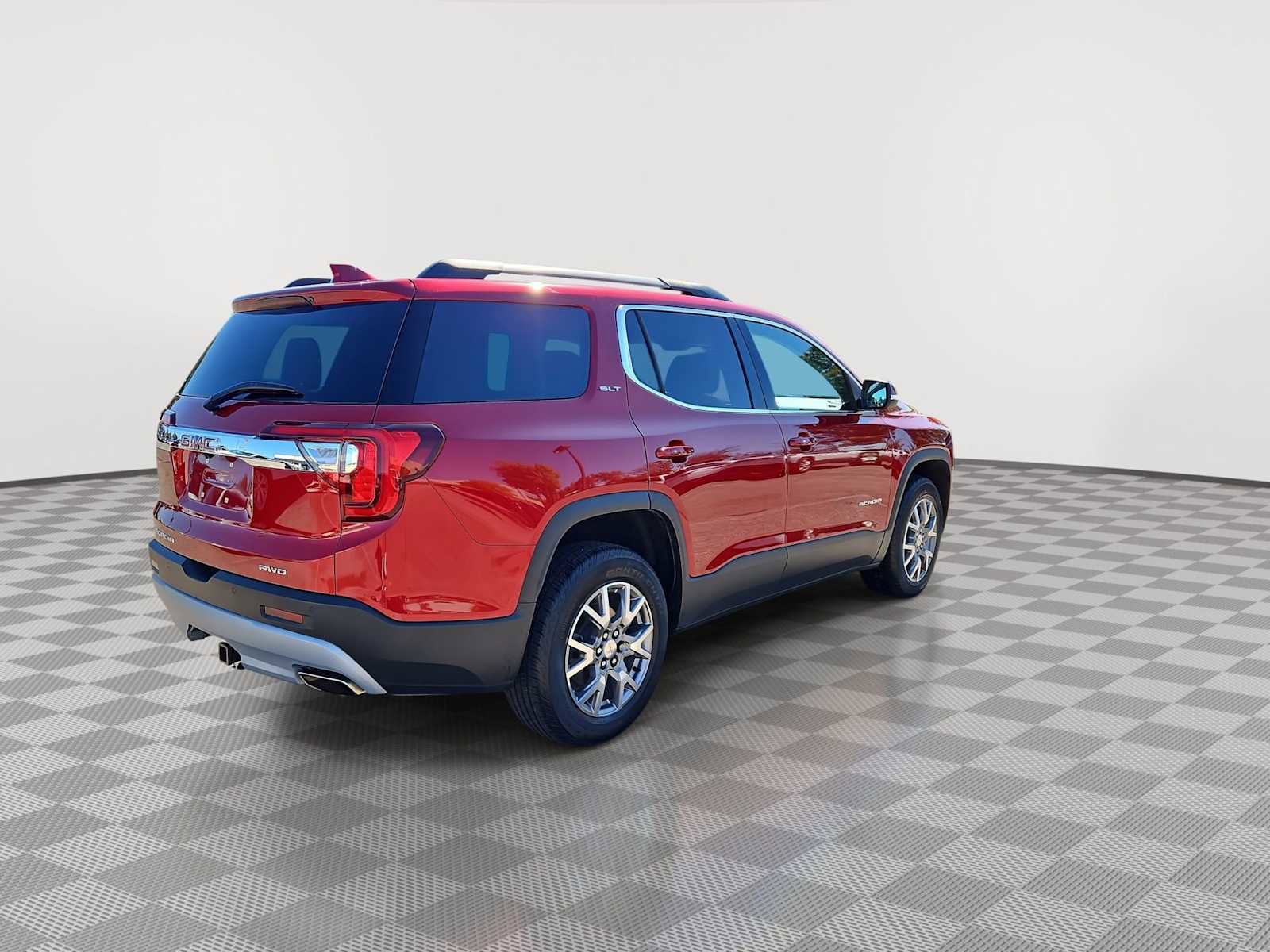 Certified 2021 GMC Acadia SLT w/ Preferred Package image 8