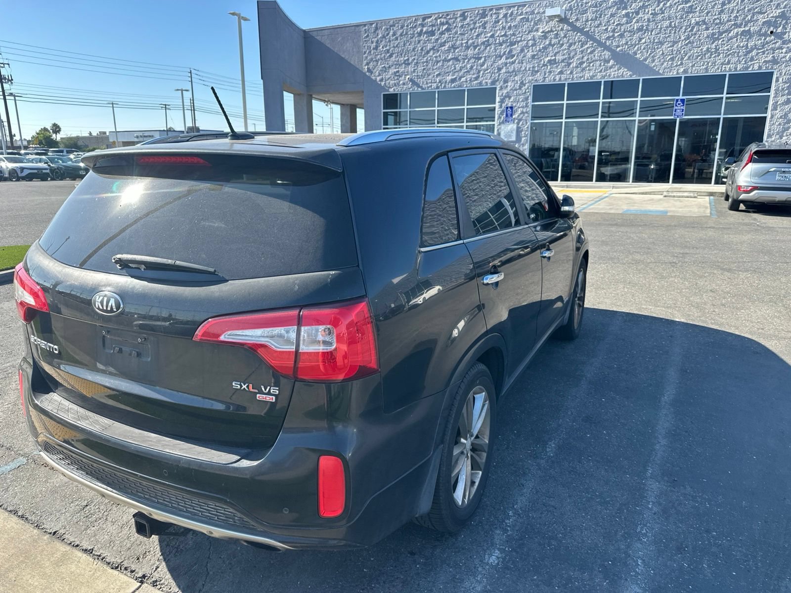 Used 2014 Kia Sorento SX w/ 3rd Row Package AWD/4WD image 9