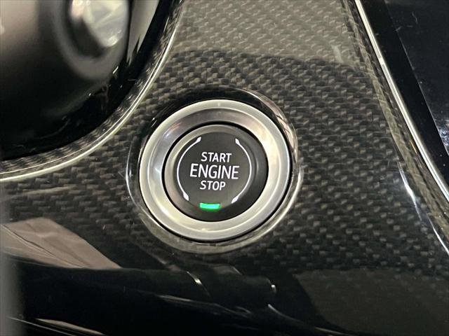 Used 2023 Cadillac XT6 Sport w/ LPO, ONYX Package image 30