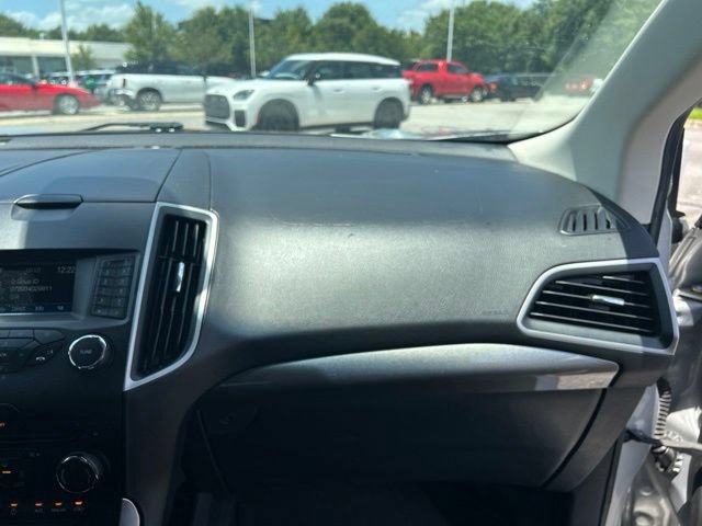 Used 2018 Ford Edge SEL w/ Ford Safe & Smart Package FWD image 14