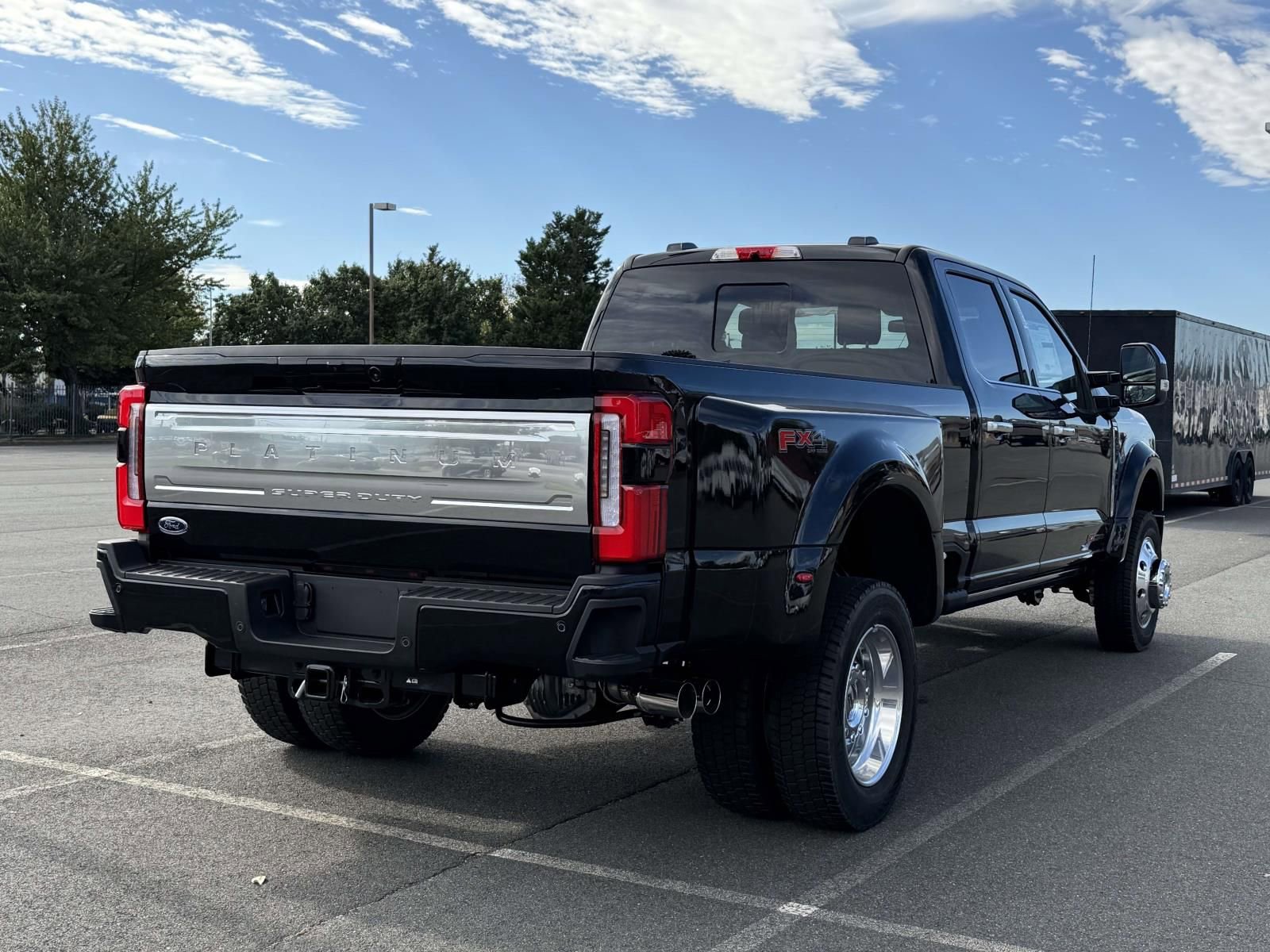New 2026 Ford F450 Platinum w/ Platinum Plus Package image 2