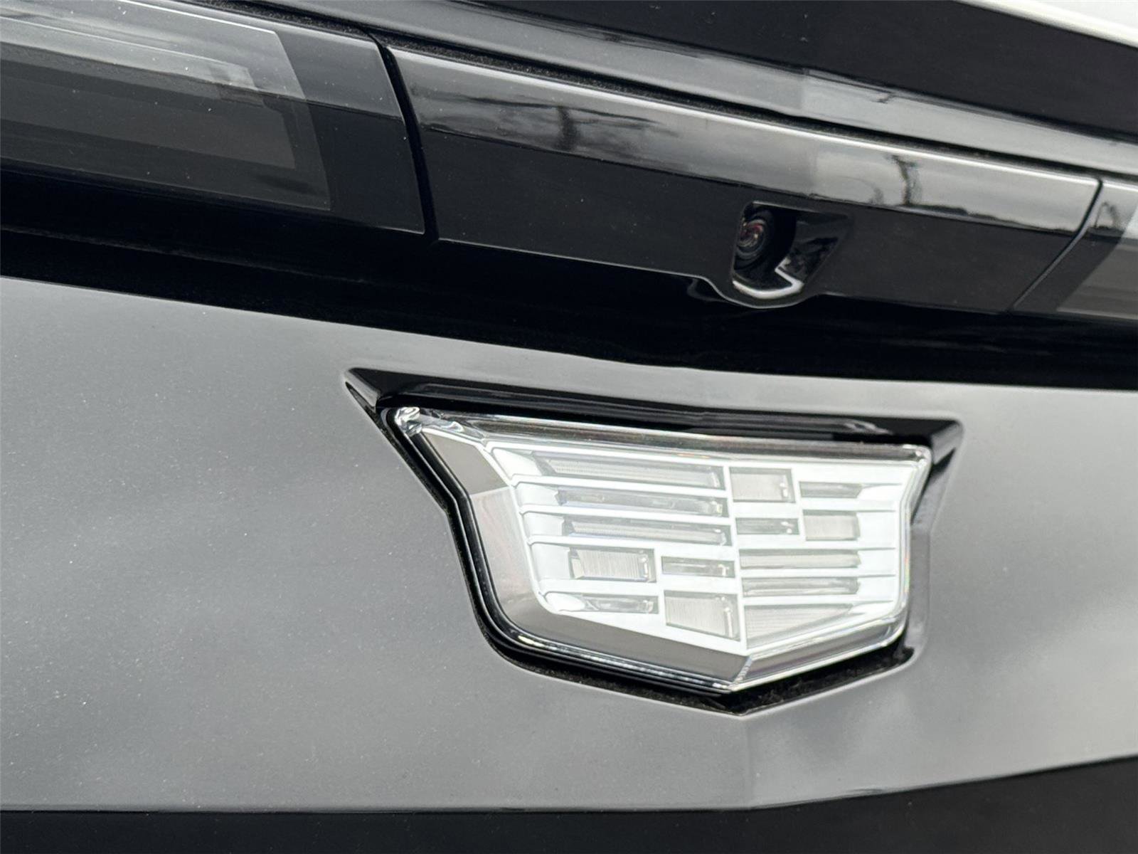 Used 2024 Cadillac Lyriq Sport image 11