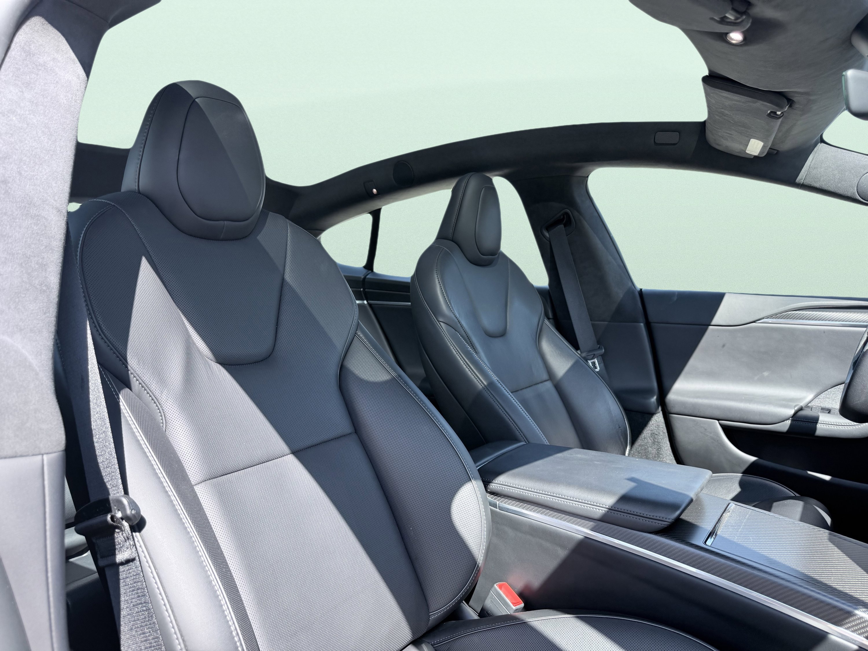 Used 2023 Tesla Model S Plaid image 8