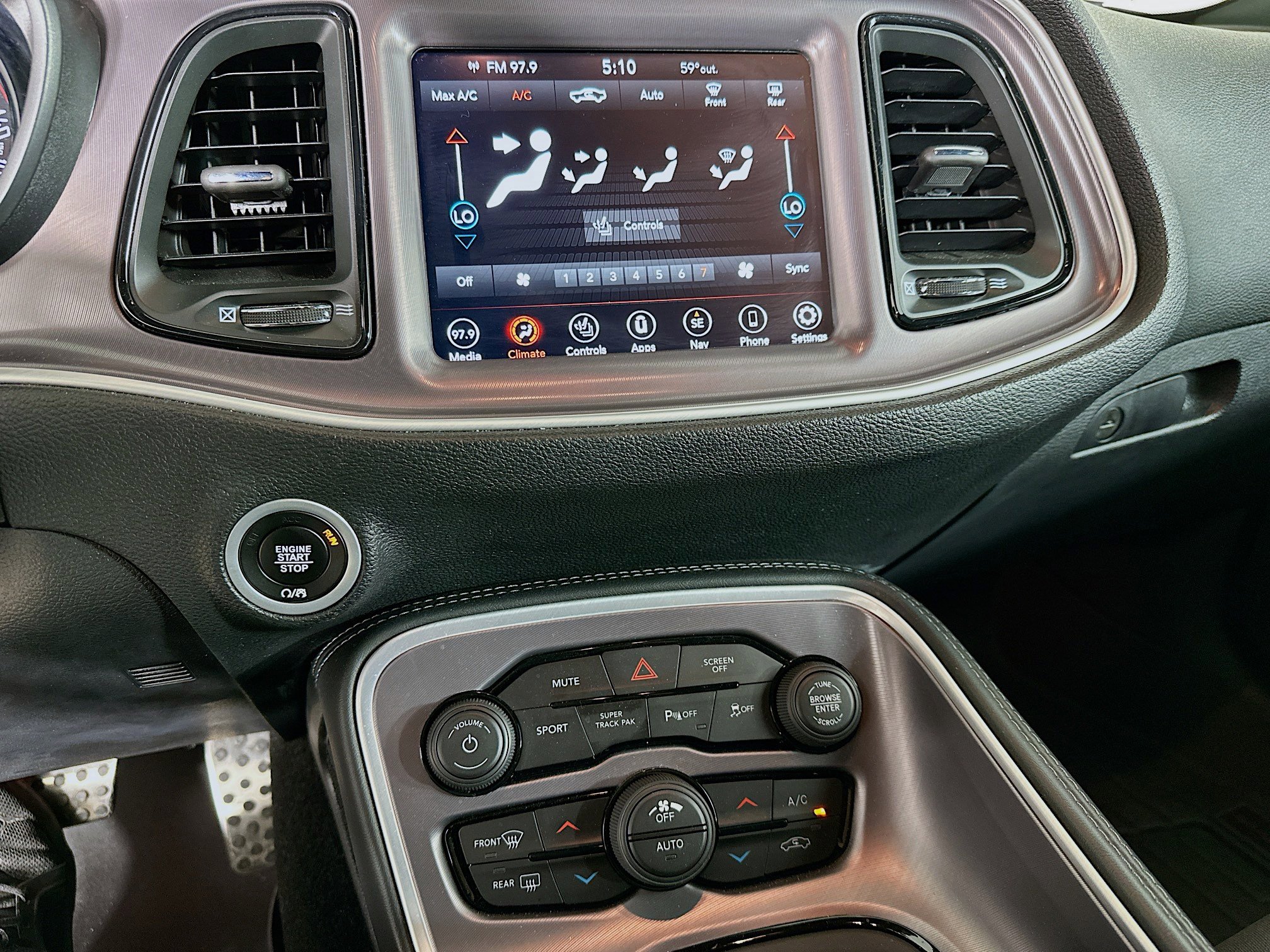 Used 2022 Dodge Challenger R/T w/ Performance Handling Group image 24