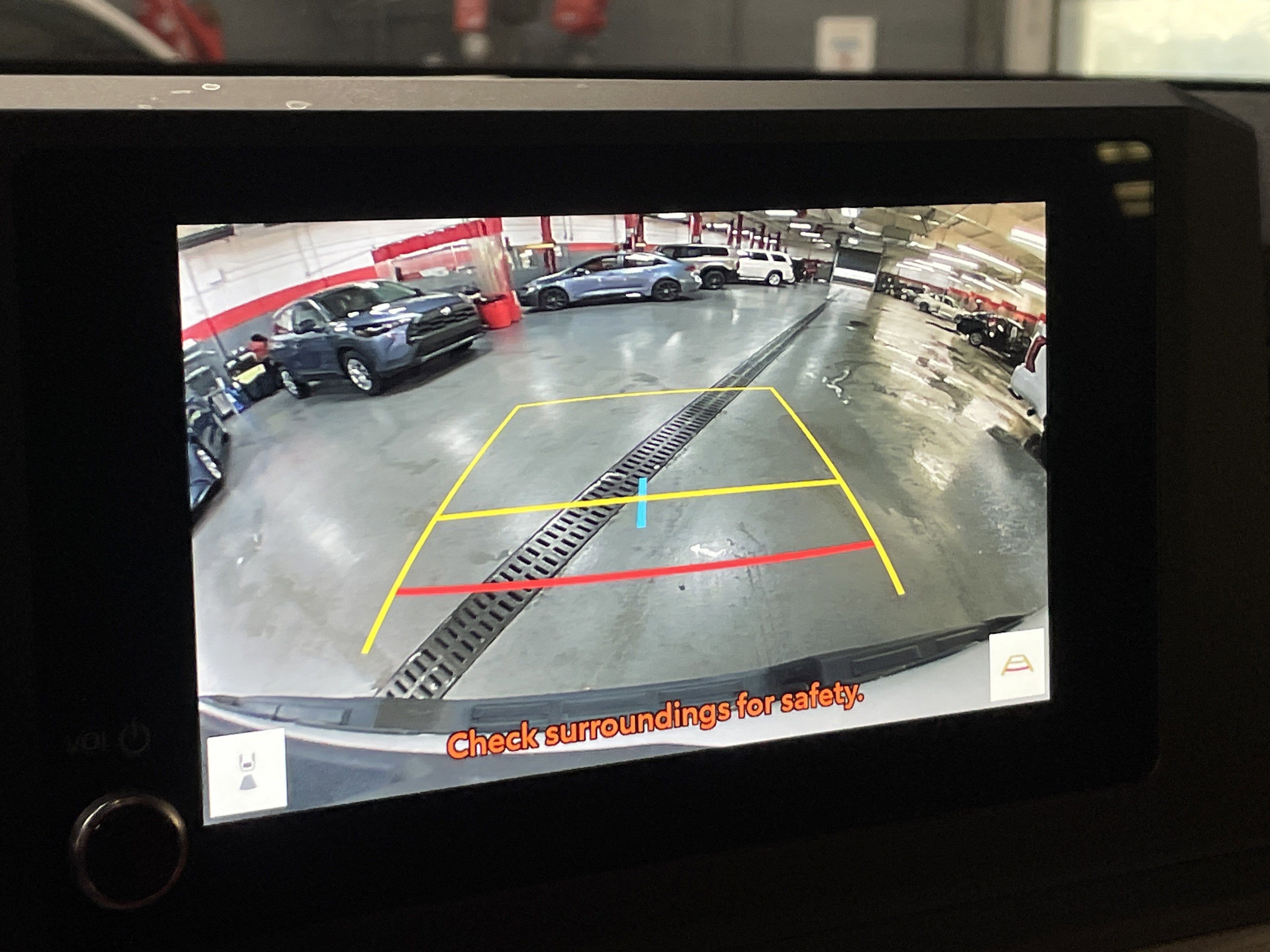 Certified 2025 Toyota Tacoma SR image 25