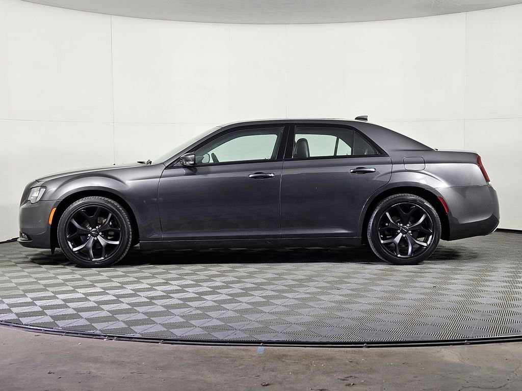 Used 2023 Chrysler 300 S RWD image 3