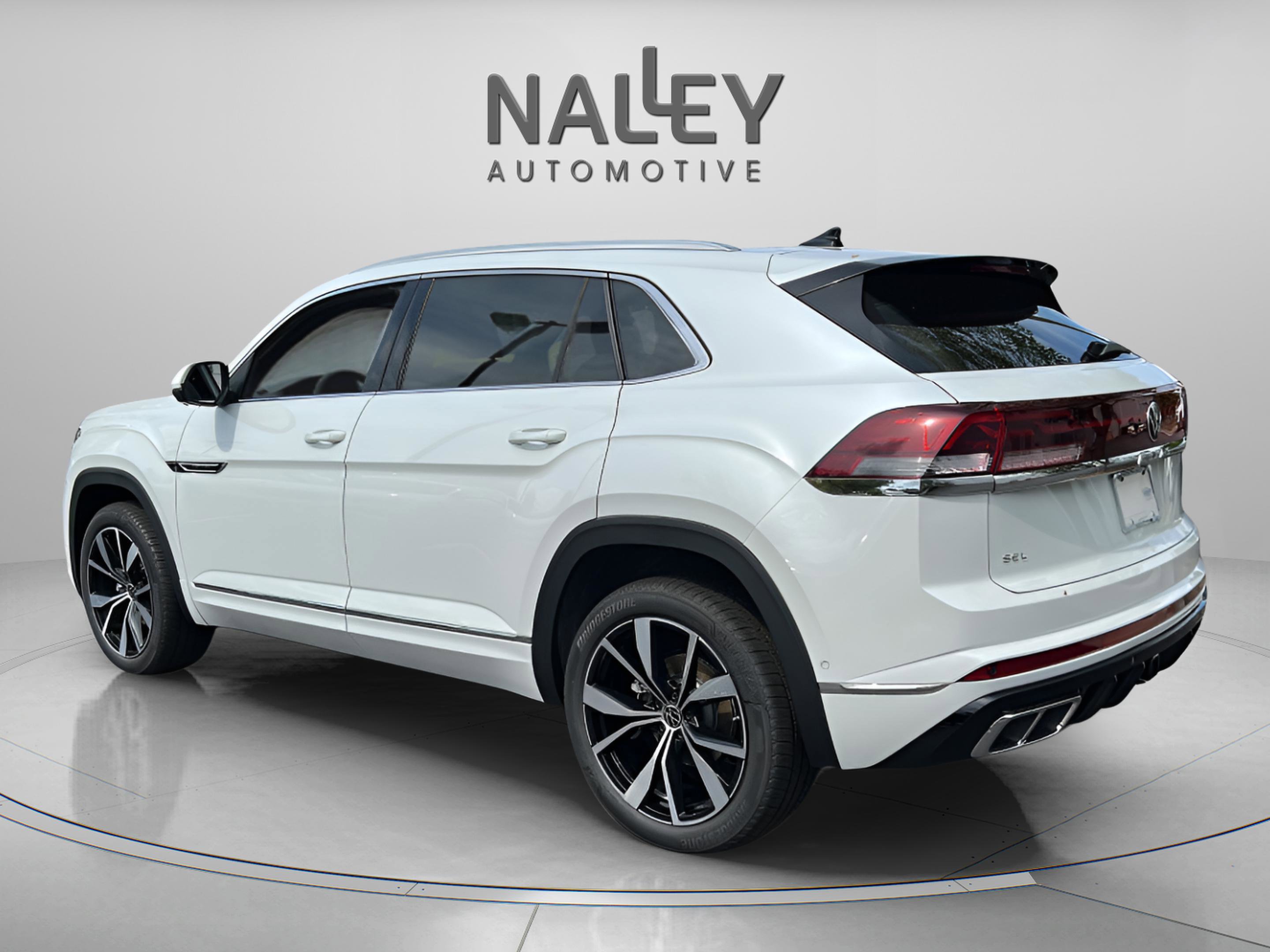 New 2026 Volkswagen Atlas Cross Sport SEL Premium R-Line image 3