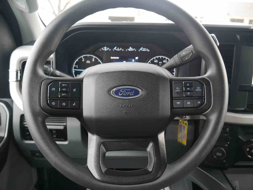 Used 2026 Ford F350 XLT image 46