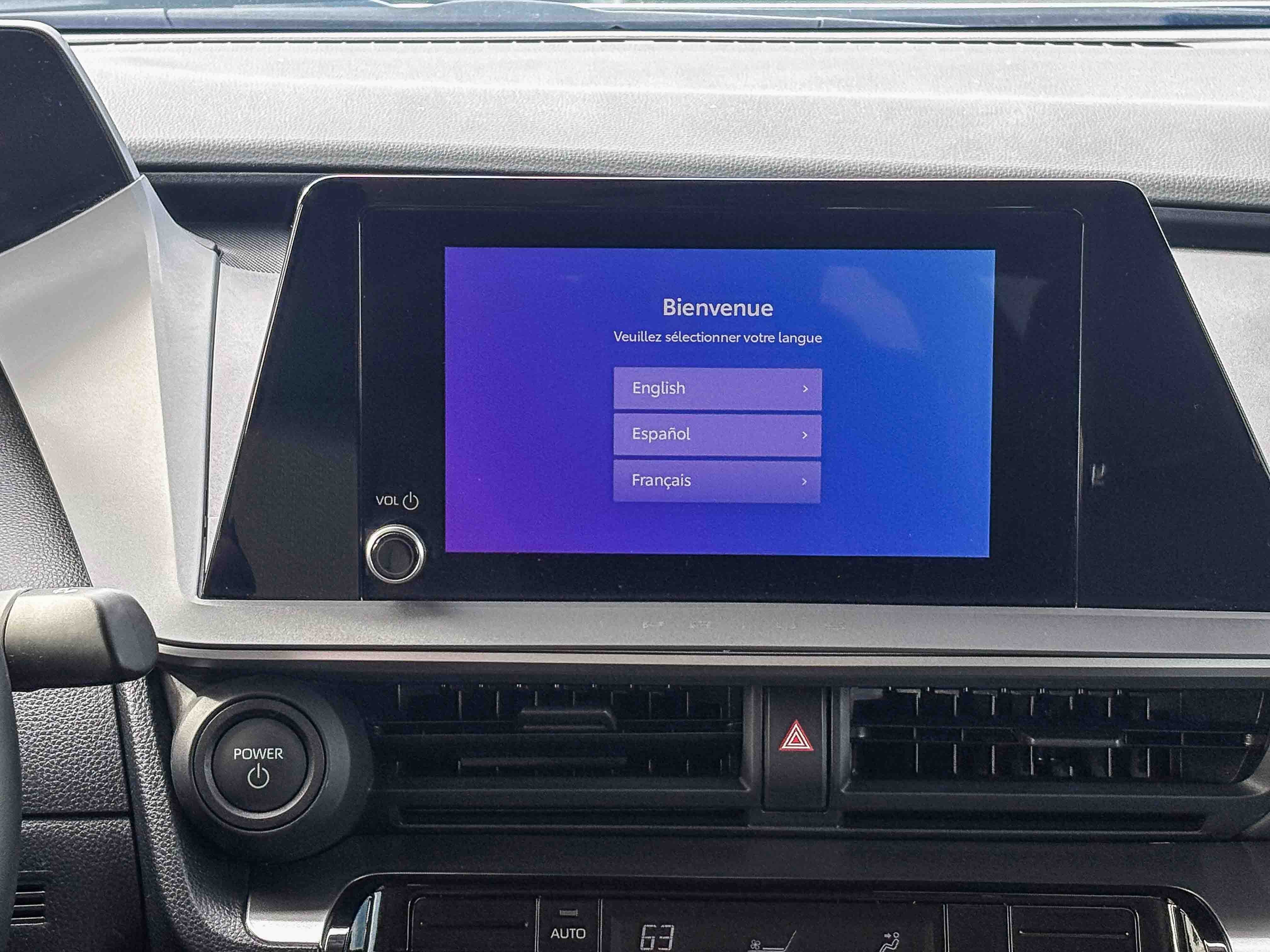 Used 2024 Toyota Prius LE image 18