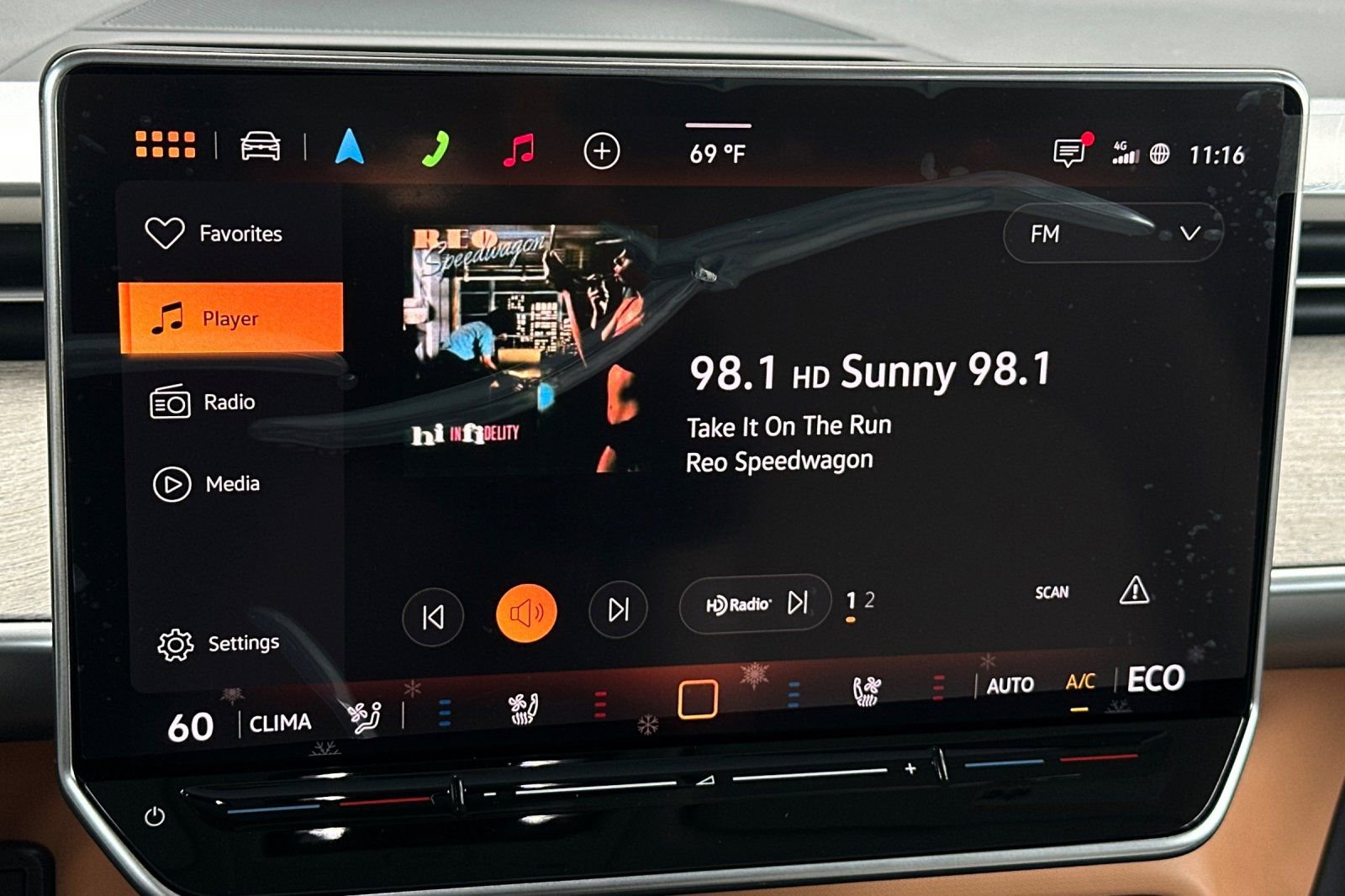 New 2025 Volkswagen ID. Buzz 1st Edition image 17