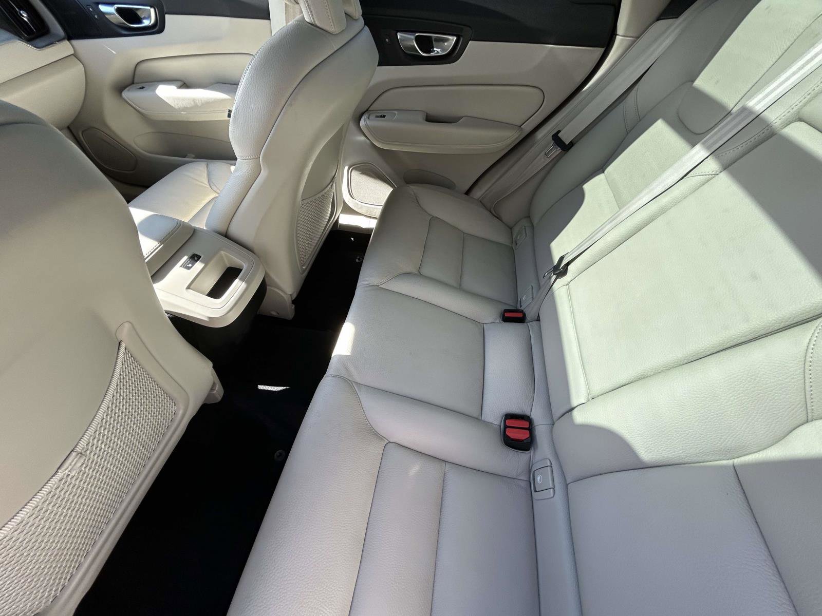 Certified 2023 Volvo XC60 B5 Plus w/ Climate Package image 12