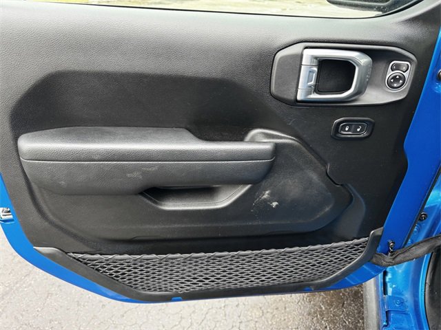 Certified 2022 Jeep Wrangler Unlimited Rubicon 4xe w/ Cold Weather Group image 21