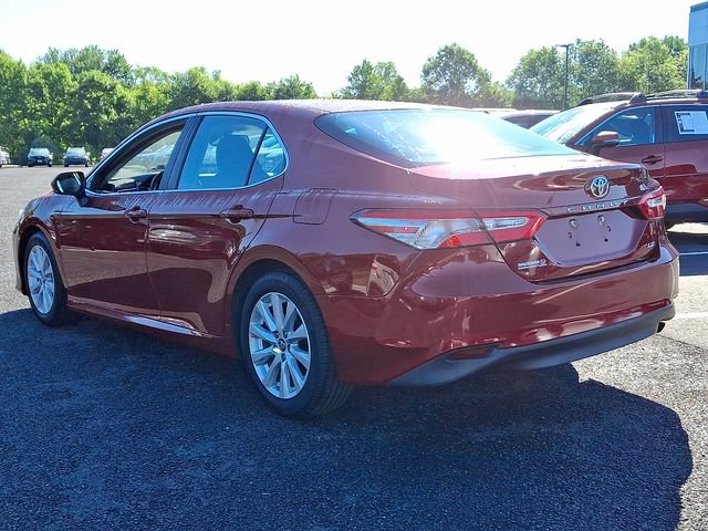Used 2018 Toyota Camry LE w/ Convenience Package FWD image 4