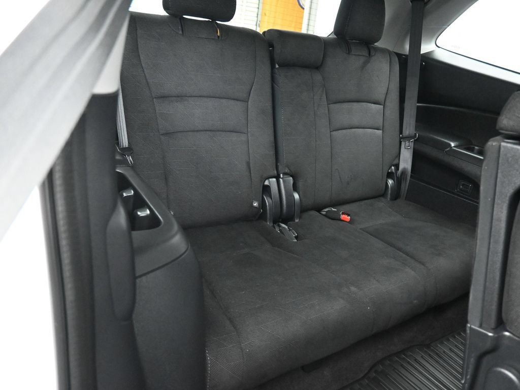 Used 2019 Honda Pilot LX image 45