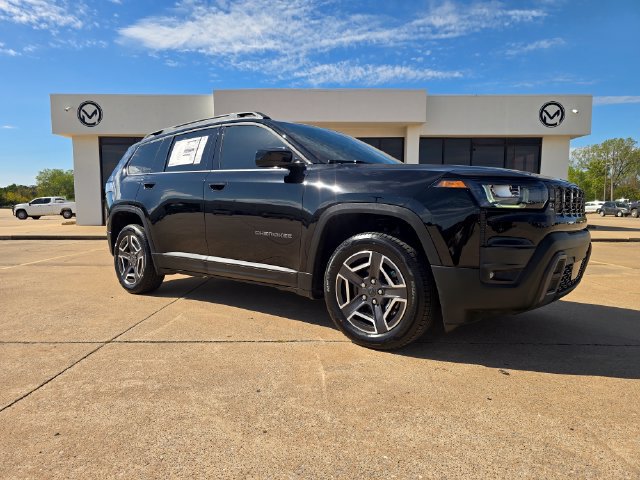 New 2027 Jeep Cherokee Laredo AWD/4WD image 2