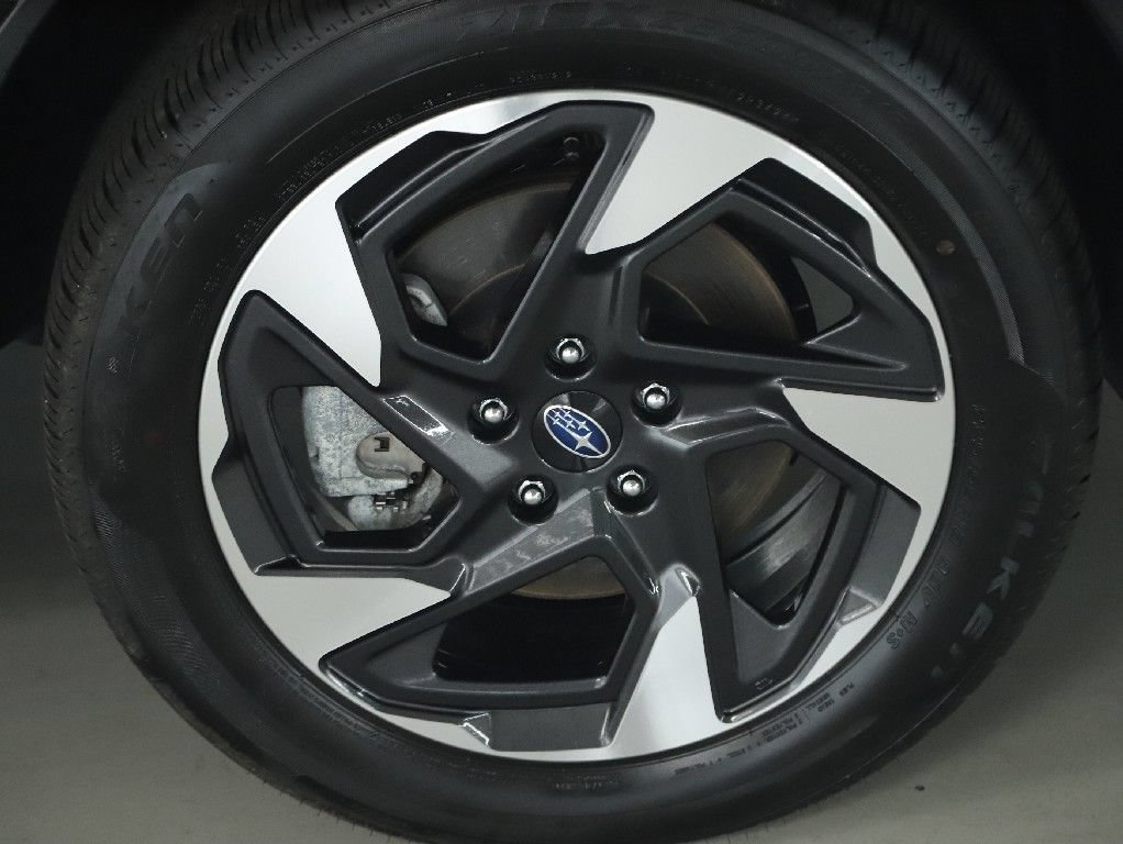 Used 2025 Subaru Crosstrek 2.5i Limited AWD/4WD image 10