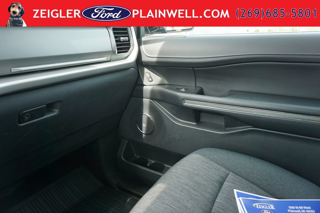 Used 2024 Ford Expedition XLT AWD/4WD image 33