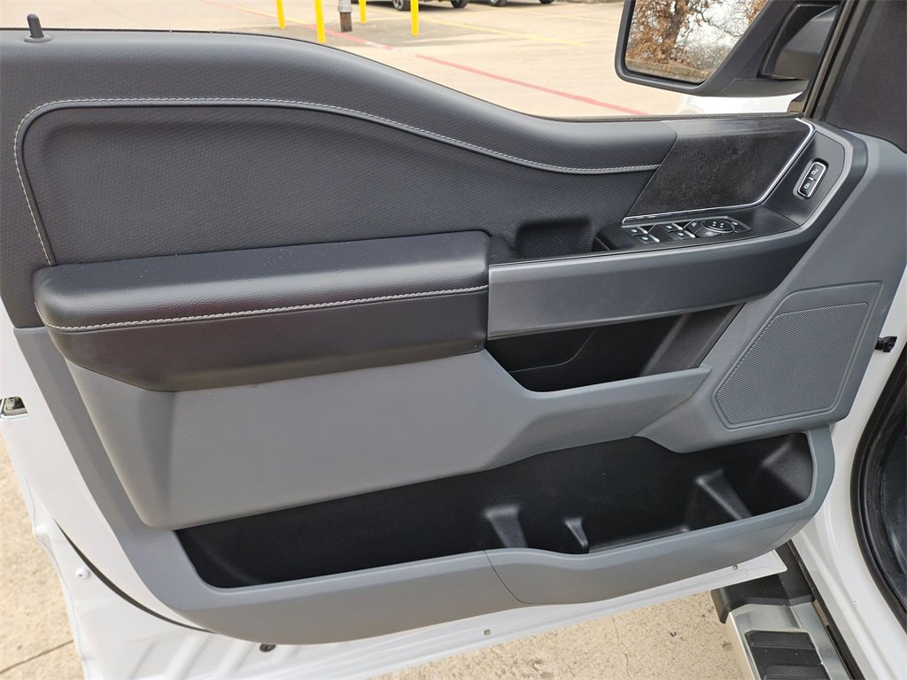 Used 2025 Ford F150 XLT w/ Equipment Group 301A Standard image 14