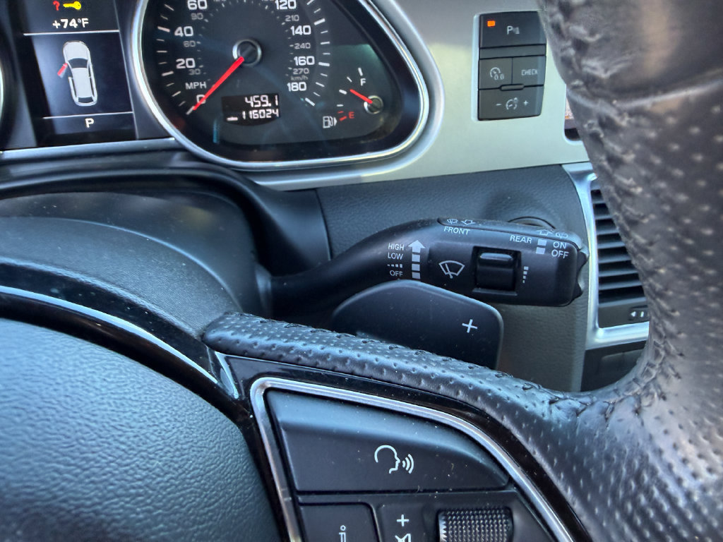 Used 2015 Audi Q7 3.0T S line Prestige w/ Towing Package AWD/4WD image 21