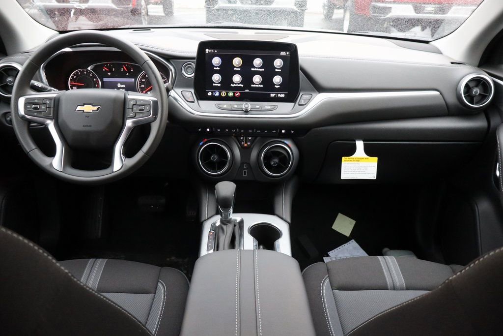 New 2026 Chevrolet Blazer LT w/ LPO, Black Sport Package image 17