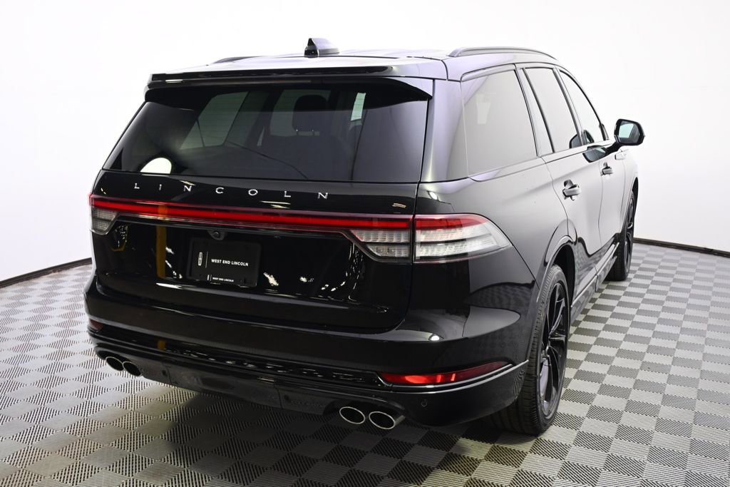 New 2026 Lincoln Aviator Reserve w/ Jet Appearance Package image 6