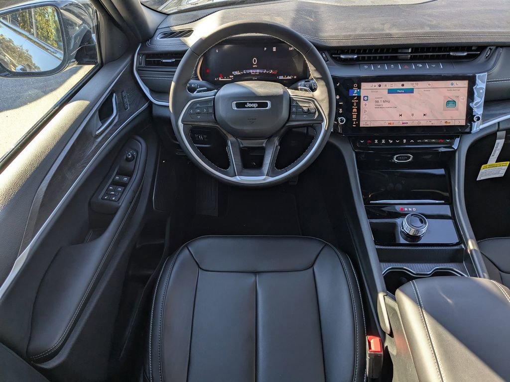 New 2026 Jeep Grand Cherokee Limited image 16