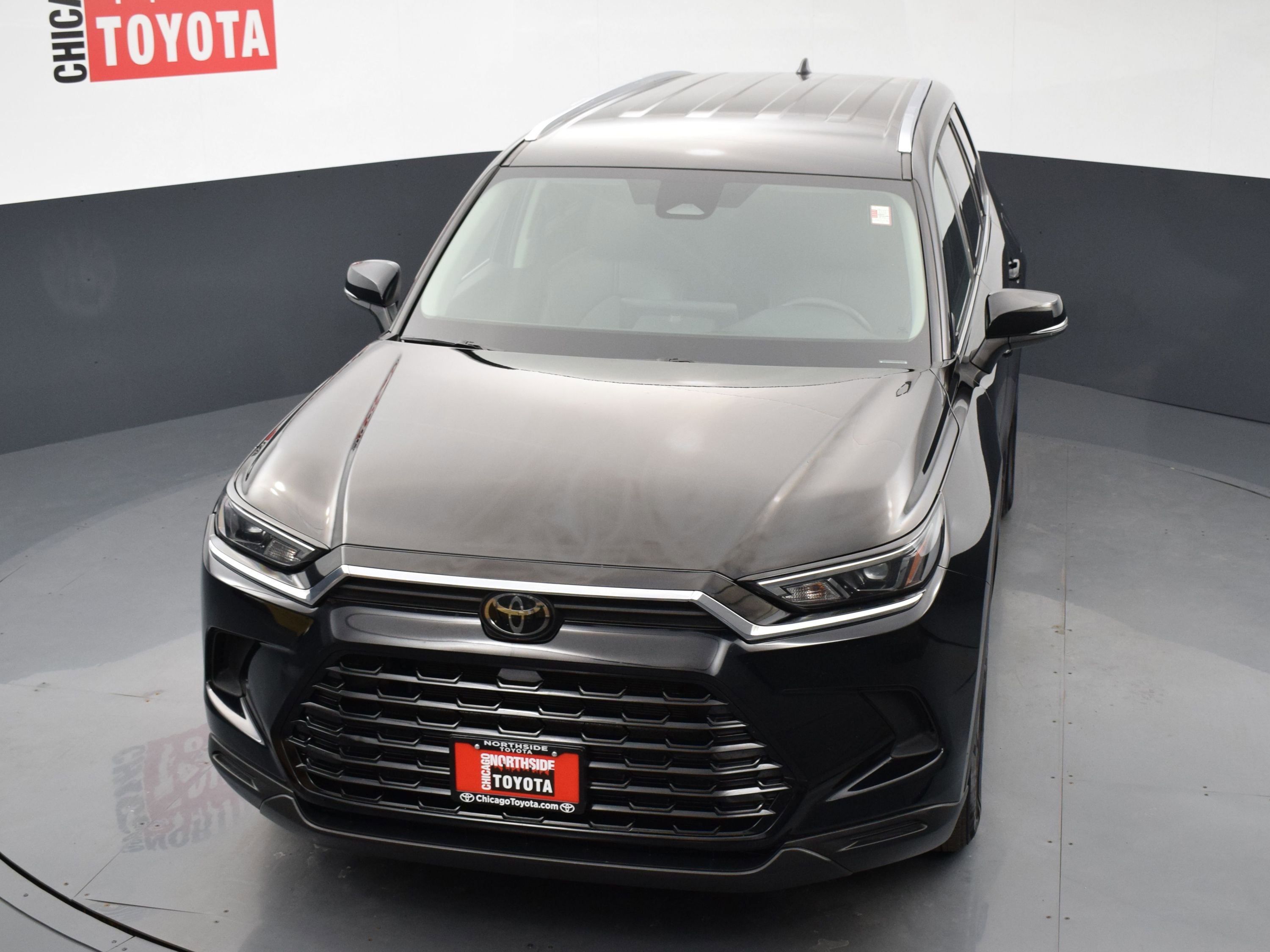 Used 2025 Toyota Grand Highlander AWD image 26